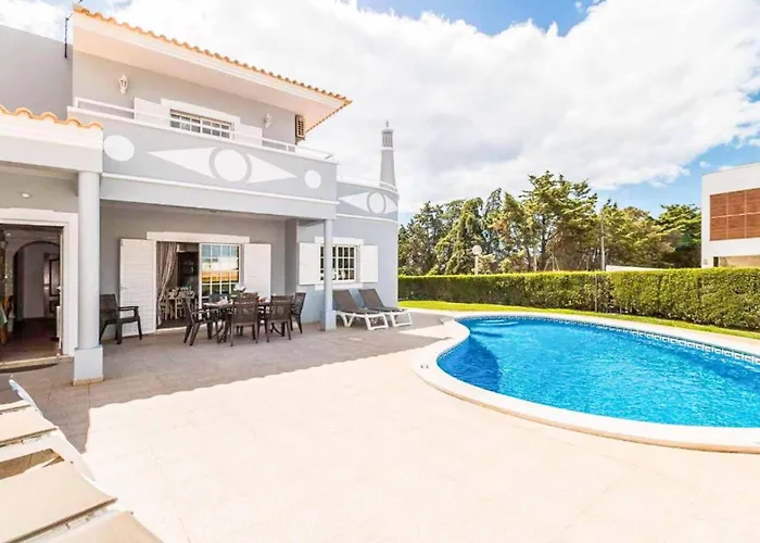 Silva Balbina Villa *
